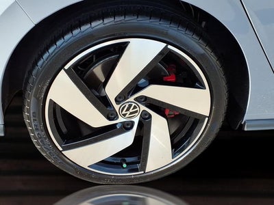 2022 Volkswagen Golf GTI S