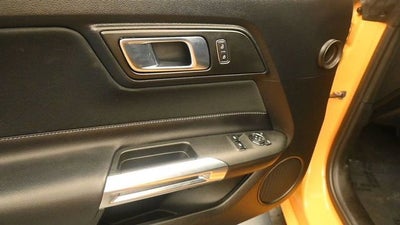 2022 Ford Mustang EcoBoost