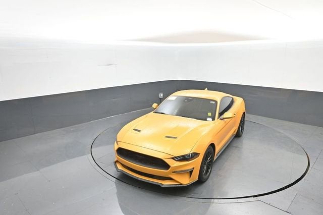 2022 Ford Mustang EcoBoost