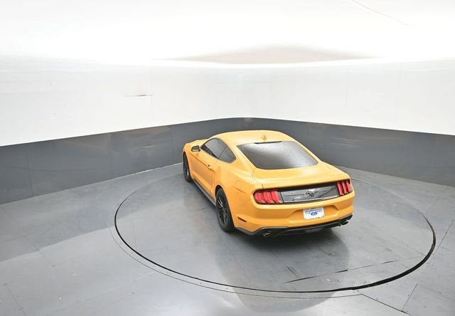 2022 Ford Mustang EcoBoost