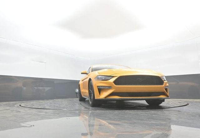 2022 Ford Mustang EcoBoost