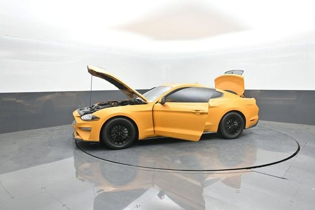 2022 Ford Mustang EcoBoost