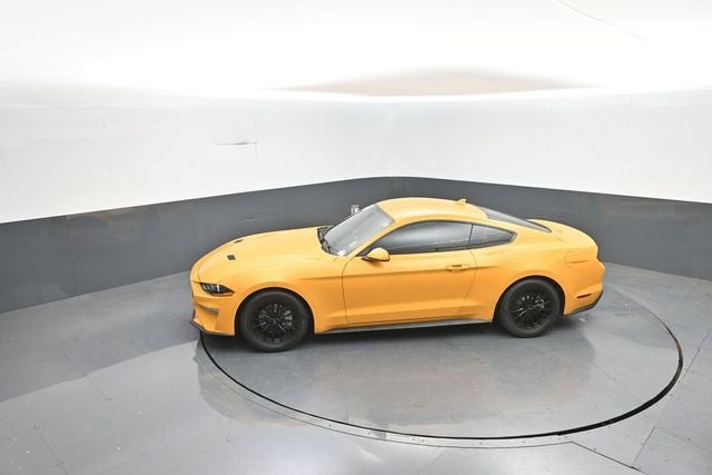 2022 Ford Mustang EcoBoost
