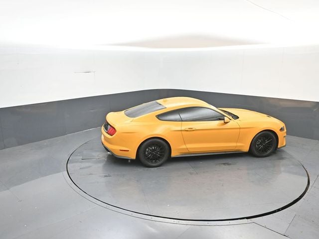 2022 Ford Mustang EcoBoost