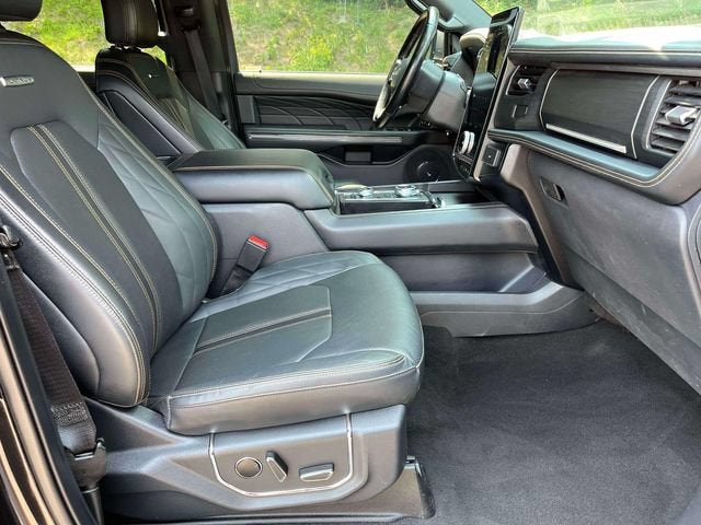 2024 Ford Expedition Max Platinum