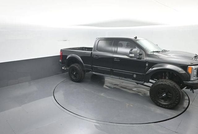 2019 Ford Super Duty F-250 SRW LARIAT BLACK OPS EDITION