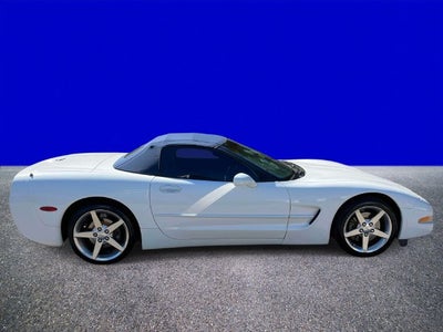 2004 Chevrolet Corvette Base