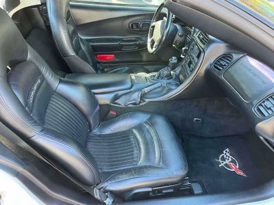 2004 Chevrolet Corvette Base