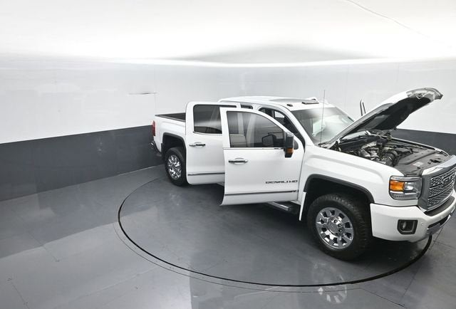 2019 GMC Sierra 2500HD Denali