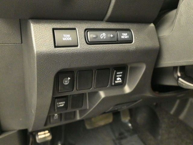 2025 Nissan Frontier PRO-X