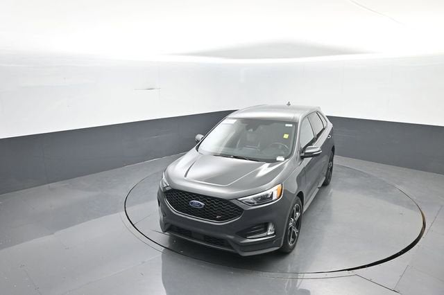 2021 Ford Edge ST