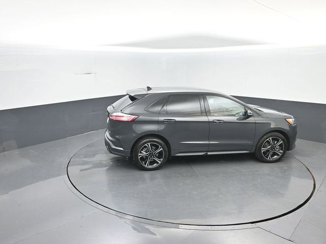 2021 Ford Edge ST