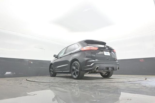 2021 Ford Edge ST