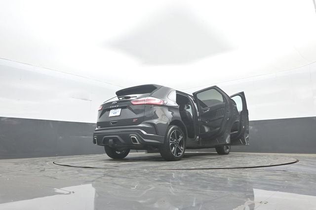 2021 Ford Edge ST