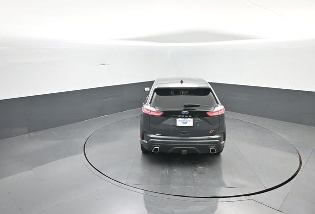 2021 Ford Edge ST