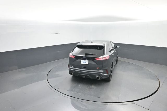 2021 Ford Edge ST