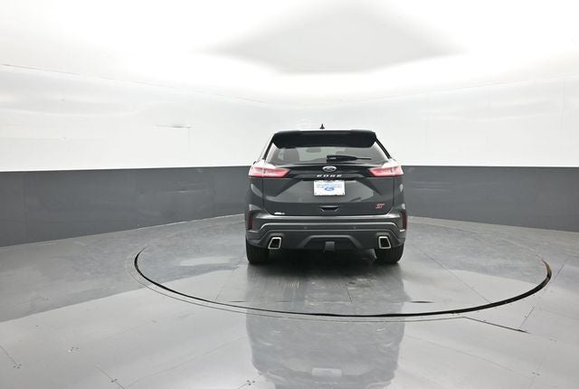 2021 Ford Edge ST