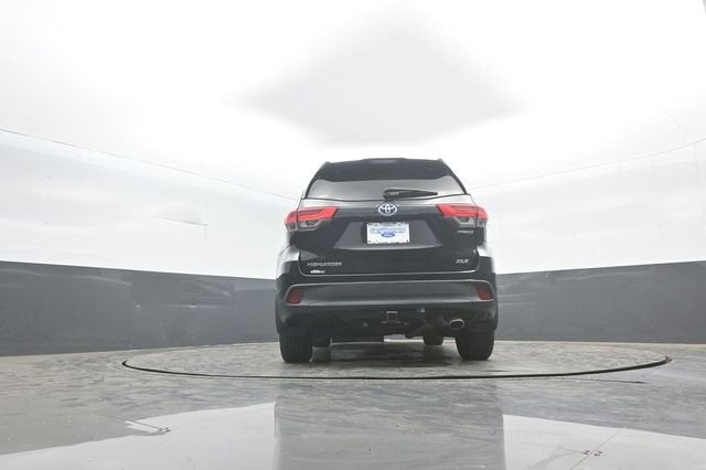 2019 Toyota Highlander Hybrid XLE