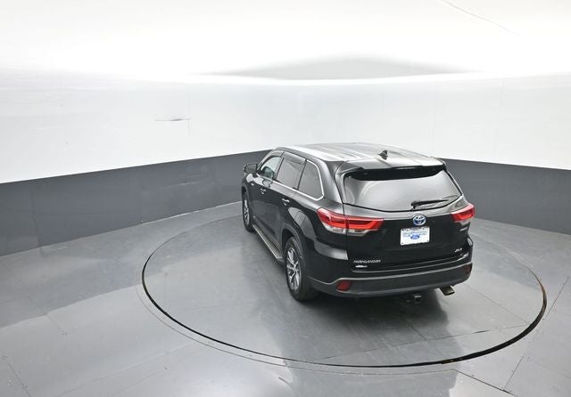 2019 Toyota Highlander Hybrid XLE