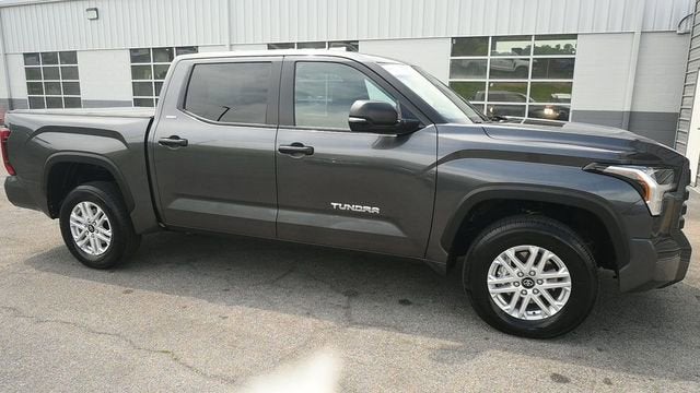 2026 Toyota Tundra 4WD SR5