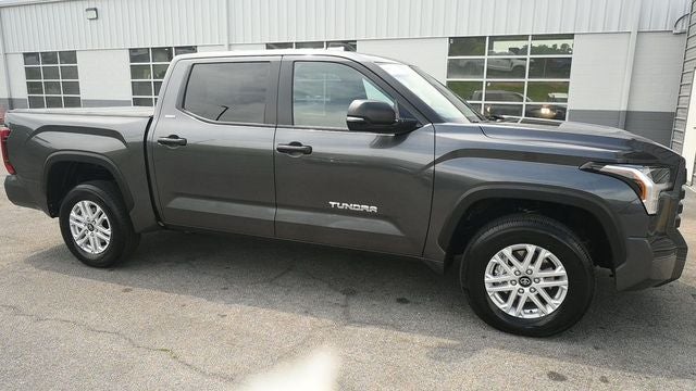 2026 Toyota Tundra 4WD SR5