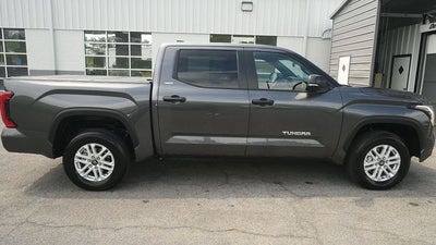 2026 Toyota Tundra 4WD SR5