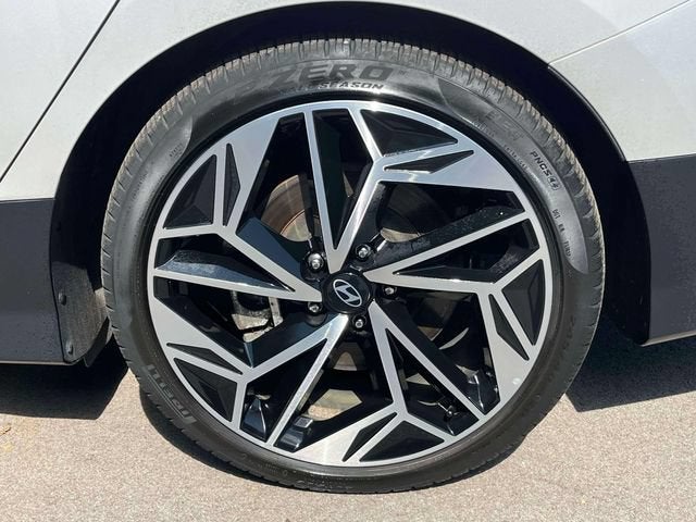 2023 Hyundai IONIQ 6 SEL