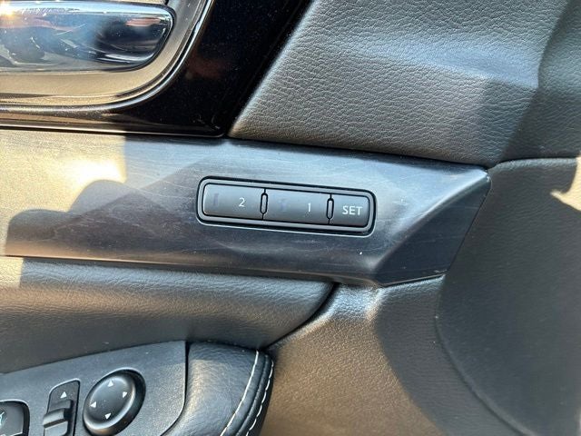 2023 Nissan Maxima Platinum