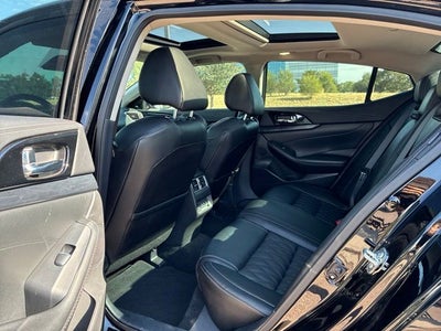 2023 Nissan Maxima Platinum