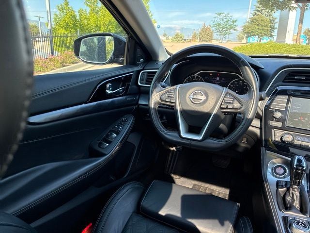 2023 Nissan Maxima Platinum