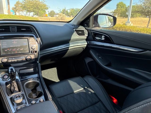 2023 Nissan Maxima Platinum