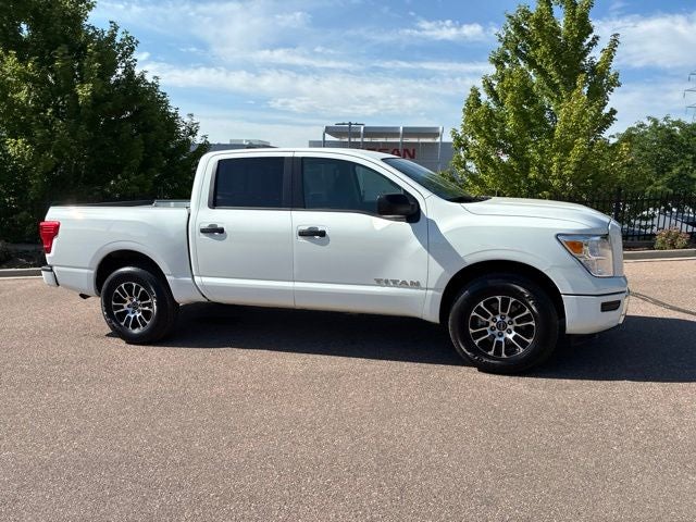 2024 Nissan Titan SV