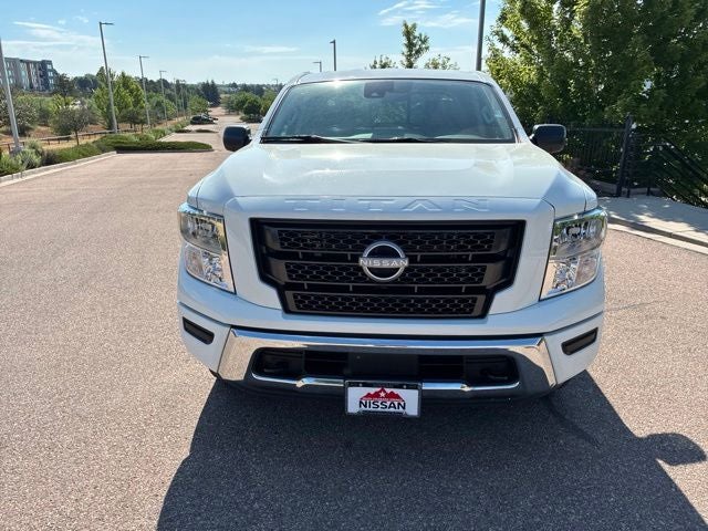 2024 Nissan Titan SV