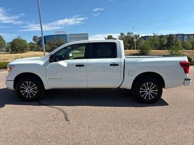2024 Nissan Titan SV