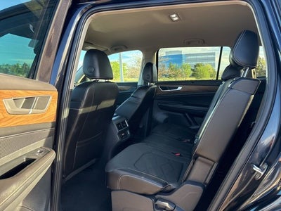 2024 Volkswagen Atlas 2.0T SE w/Technology