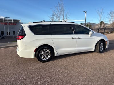 2022 Chrysler Pacifica Touring L