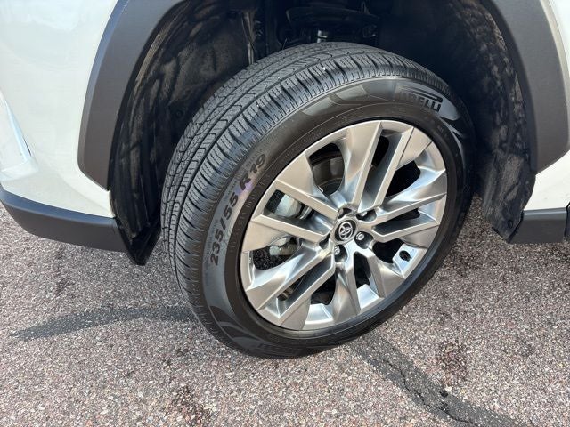 2020 Toyota RAV4 Limited