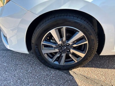 2023 Nissan Versa 1.6 SV