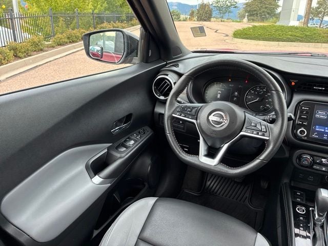 2023 Nissan Kicks SR