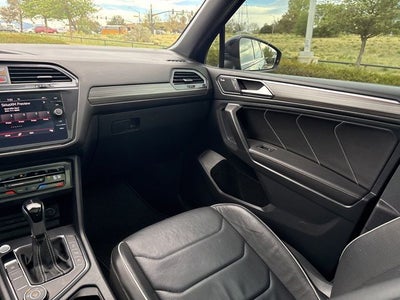 2022 Volkswagen Tiguan 2.0T SEL R-Line