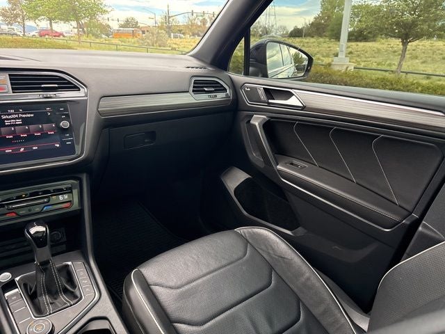 2022 Volkswagen Tiguan 2.0T SEL R-Line