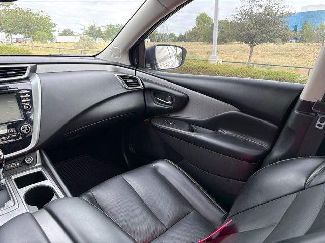2022 Nissan Murano SL