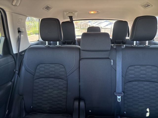 2025 Nissan Pathfinder S