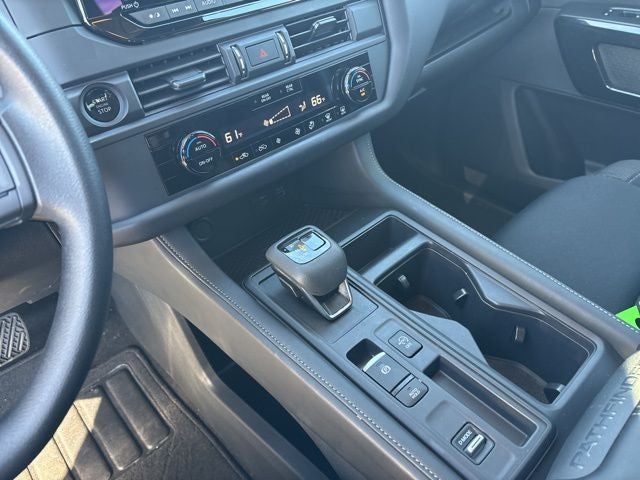 2025 Nissan Pathfinder S