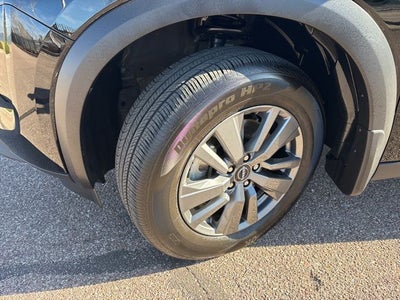2025 Nissan Pathfinder S