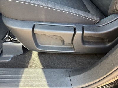 2025 Nissan Pathfinder S
