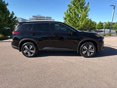 2025 Nissan Rogue SL