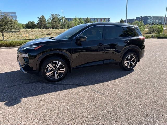 2025 Nissan Rogue SL