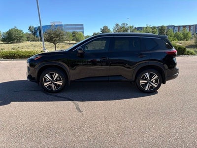 2025 Nissan Rogue SL