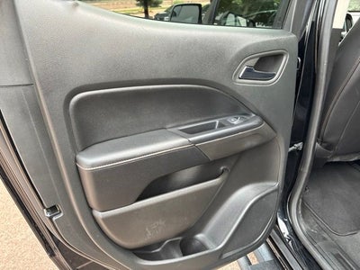2022 GMC Canyon AT4 w/Cloth